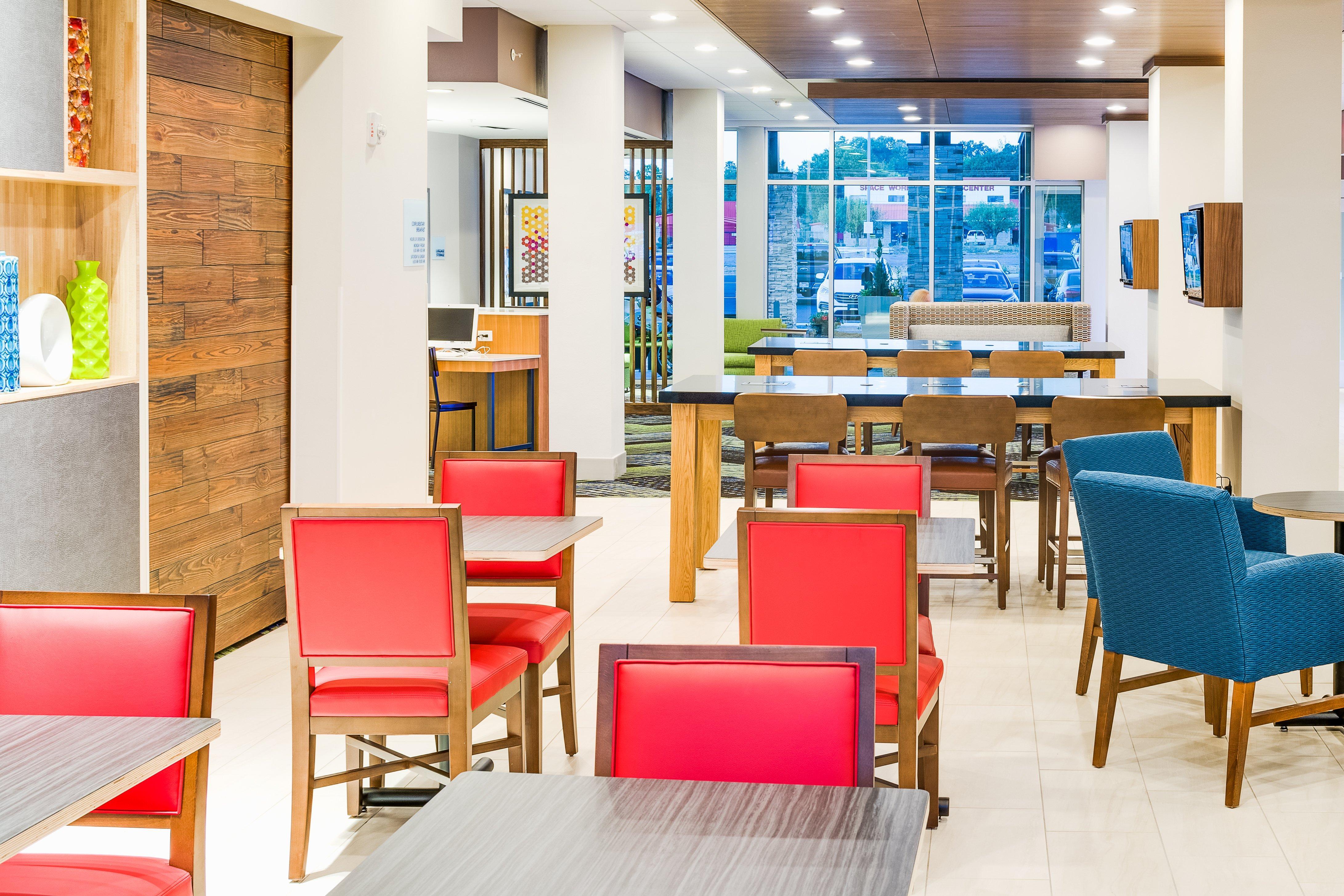 Holiday Inn Express & Suites Russellville By Ihg Exteriör bild